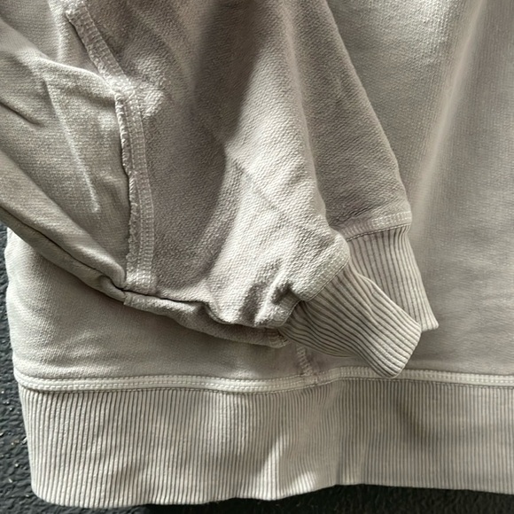Urban Outfitters’Out From Under’ Ollie Sweatshirt Size Medium - Picture 15 of 16